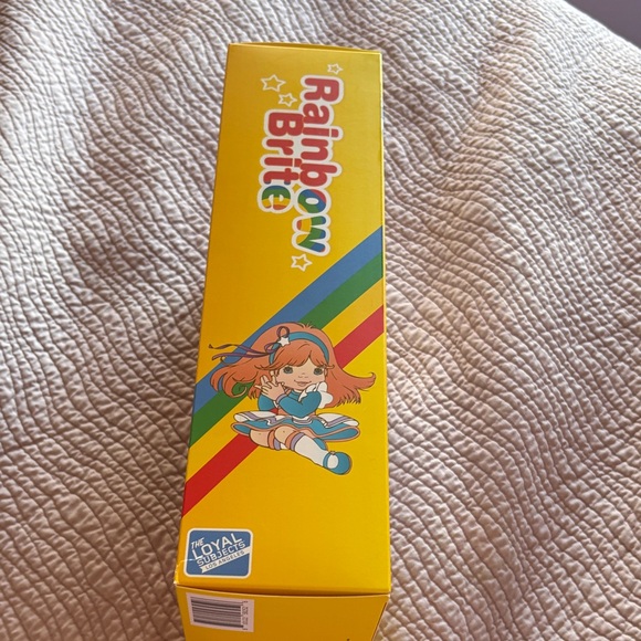 Rainbow Brite Moonglow Doll with Pink Hair - Picture 4 of 5